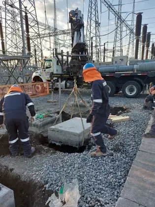 Trabajo de izaje y transporte en terreno, foto 84 de 109