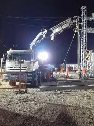 Trabajo de izaje y transporte en terreno, foto 95 de 109
